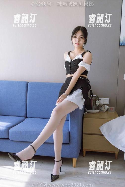 BoBoSocks袜啵啵-稚予 BoBoSocks袜啵啵 - 别眨眼,稚予的咖啡色丝袜高清分享极具观赏性!