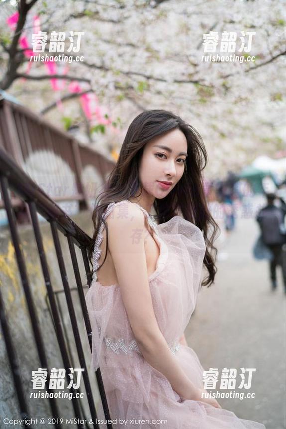 MiStar魅妍社-Olivia童安琪 MiStar魅妍社 - 下载Olivia童安琪的年度‘秘书’作品集,工作与微妙的诱惑并存?