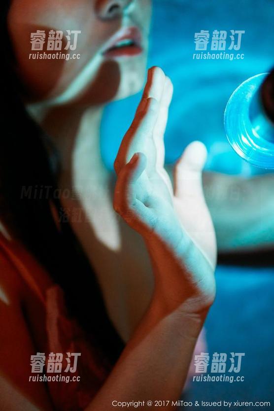 MiiTao蜜桃社 - 梦乃Mandy的独白：浴缸图集分享让人心神荡漾