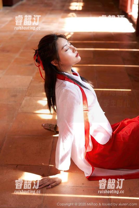 MiiTao蜜桃社-雪梨sherry MiiTao蜜桃社 - 雪梨sherry和她的校服,网盘合集,直接让我想起了学生时代!