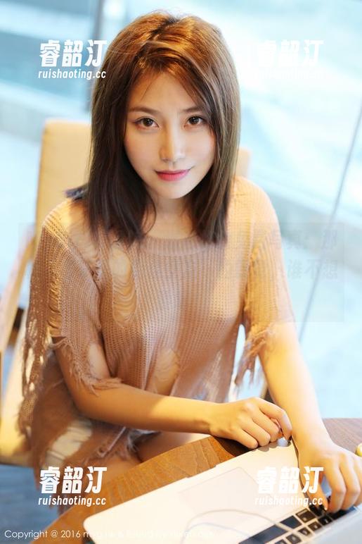MyGirl美媛馆 - 温心怡的免费写真：那种“圈子里的绝佳女友”的错觉，谁不想要呢？
