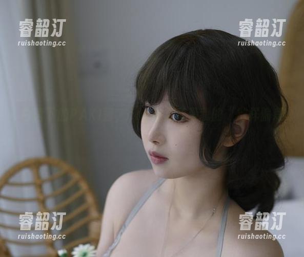 白裙下的PAKI酱，cos合集竟是我的“别样偏爱”？