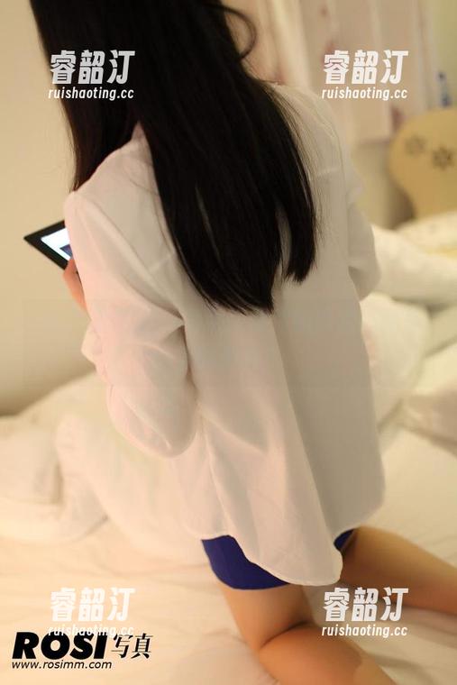 ROSI的礼服，免费获得你的照片还是紧身的那种？