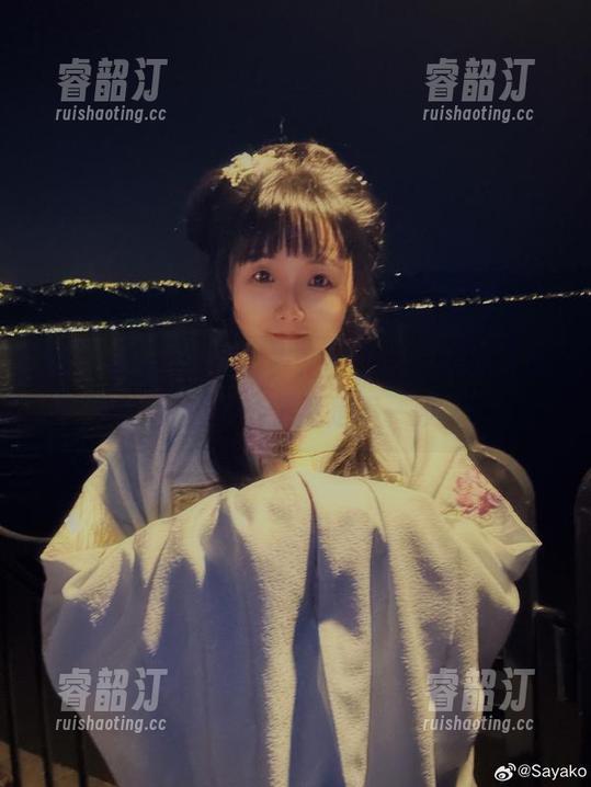 Sayako＿今年4岁把护士Cos玩得飞起啦，精选果然是不一般