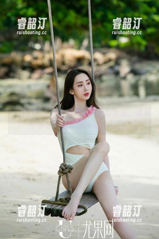 UGirls尤果网 - 曼妮儿的夏日作品，谁说分享也不能带点沙滩味儿呢？