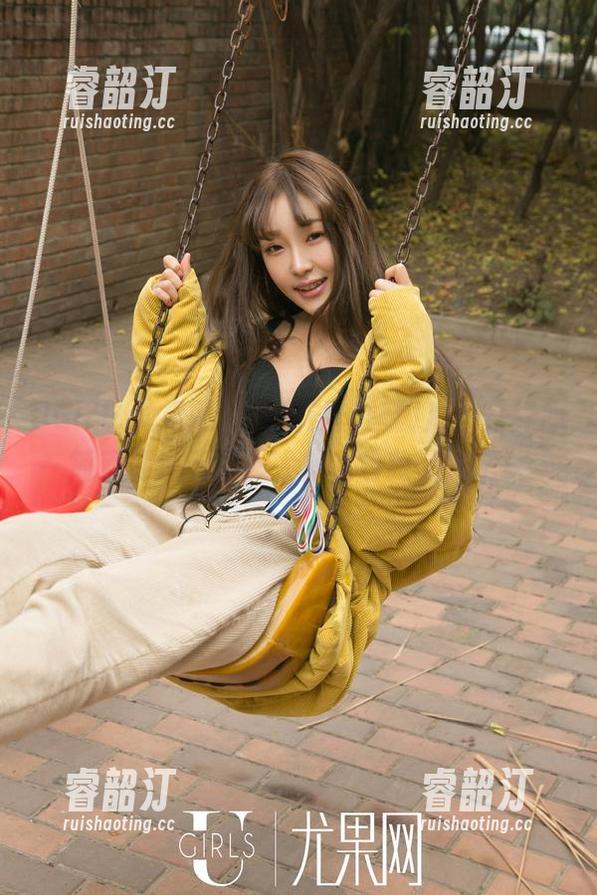 UGirls尤果网-霓梓心 UGirls尤果网 - 最新的肉丝图片,霓梓心简直要逆天了,太放飞自我了好吧!