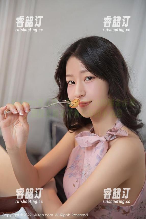 Xiuren秀人网-晗大大Via Xiuren秀人网 - 晗大大Via的睡衣合集,原图里藏着不着边际的小心思