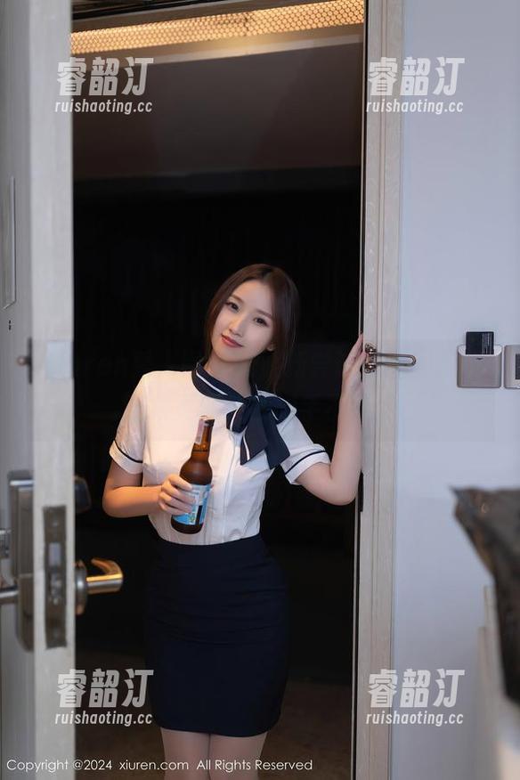 Xiuren秀人网 - 校服新尝试，王俪丁的合集更新让我措手不及。