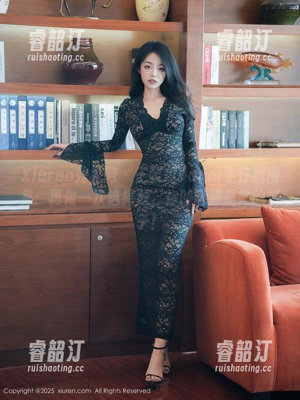 Xiuren秀人网 - 王馨瑶Yanni牛仔裤图集：再做一次选择题，你的选择是她的裤子！