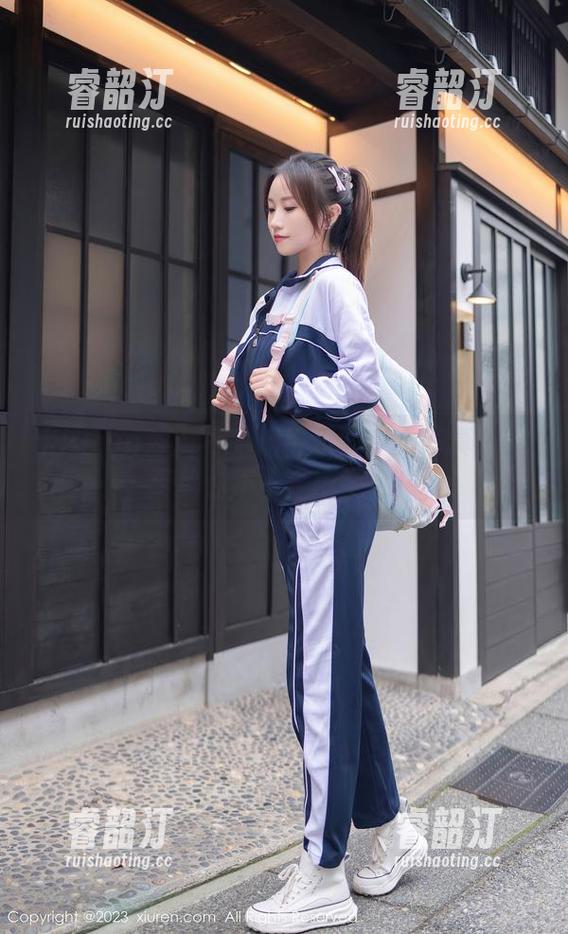 Xiuren秀人网 - 陶喜乐的少女写真：这姿势你不一定能学会！