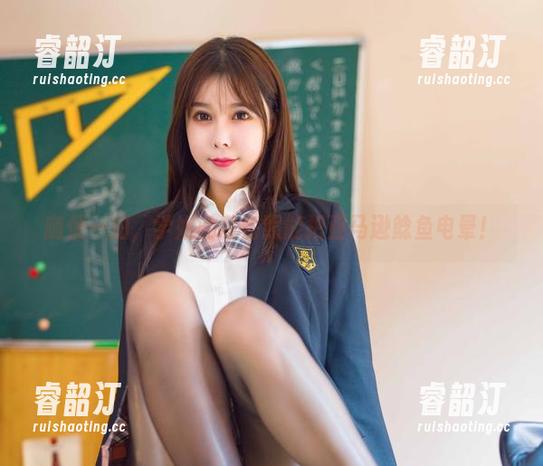 亚马逊鲶鱼 随便一拍,学姐的私房照能把亚马逊鲶鱼电晕!