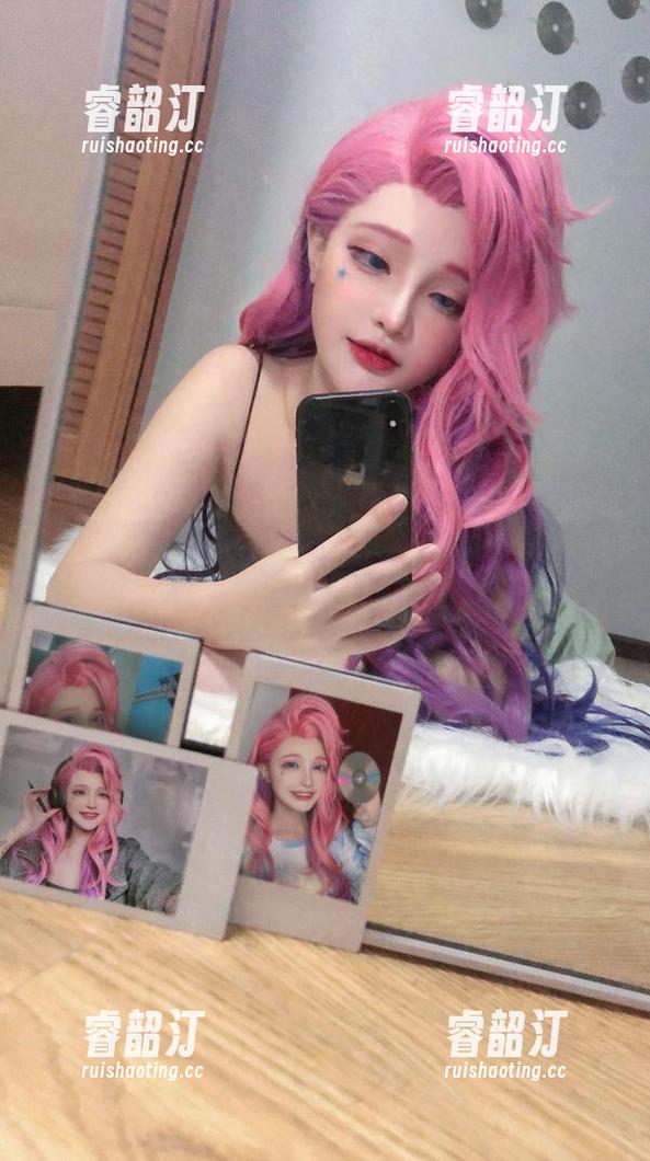 千夜未来 千夜未来修道女合集:脸和意思,都大胆了一把!