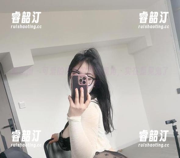 可爱的肉巴 微密圈 - 可爱的肉巴的男友视角,实在是见鬼了的美图