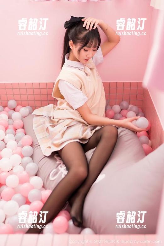 嗲囡囡 - 这职业装写真，欣欣Rubybaby你是想征服老板吗？