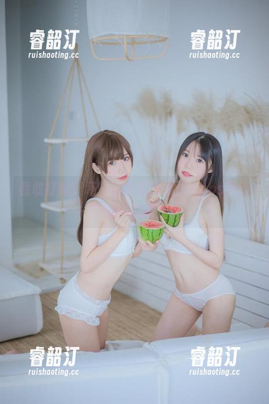 我敢打赌，坏露露香宝这波妹妹cos更新一定戳中你的软肋！