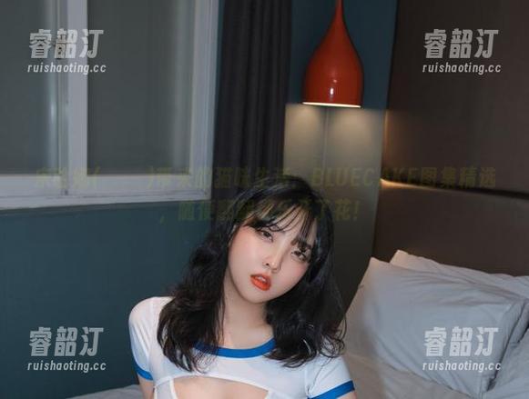 宋哈娜(송하나)带来的猫咪生活：BLUECAKE图集精选，随便翻翻都乐开了花！
