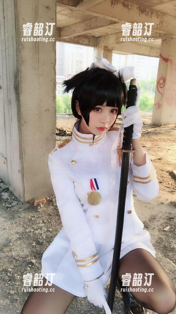 直击内心的无圣光，小野妹子w用“死库水”写真玩出了新花样。