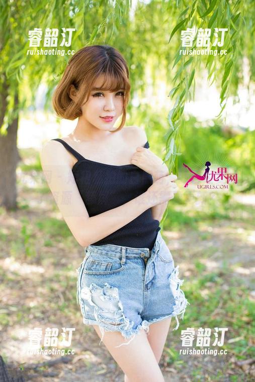 尤果网-白熙萌 尤果网 - 短裙私拍的白熙萌,我已经变成了资源“舔屏”,谁还需要更新?