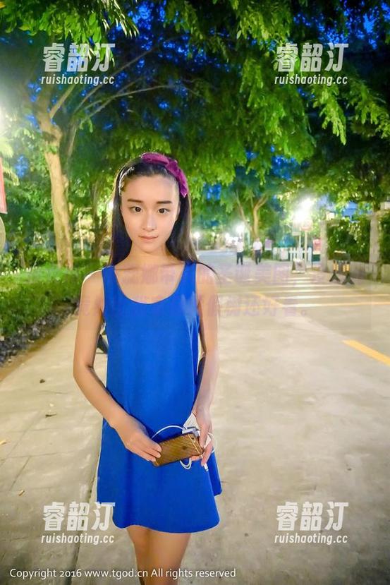 推女神-可蕊娜 推女神 - 可蕊娜带来的圣诞美图,没想到竟然比我家那颗假树还好看。