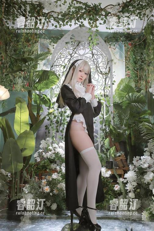 朝雾爱 “朝雾爱”带你进入她的女友cos图集,花样多到眼花缭乱