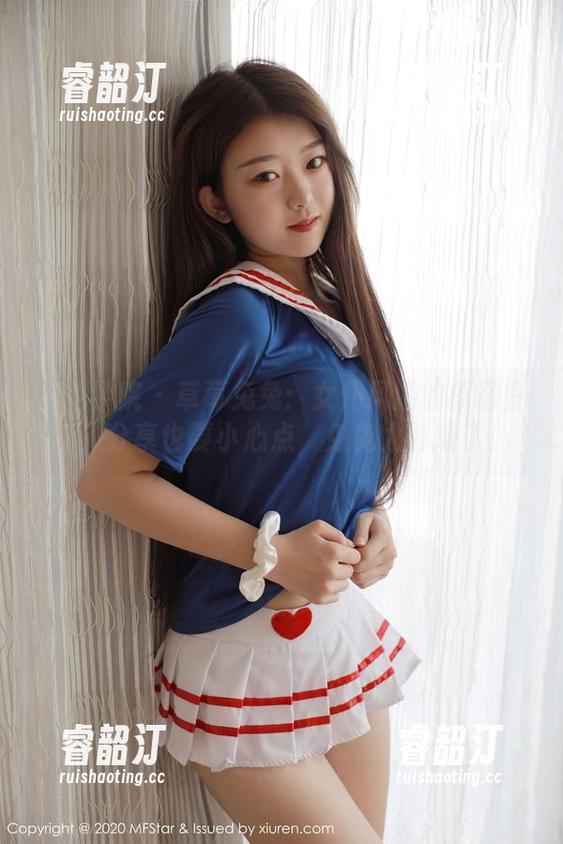 模范学院-草莓兔兔 模范学院 - 草莓兔兔:女仆风潮的原图登场,分享也要小心点,兔兔太可爱了!