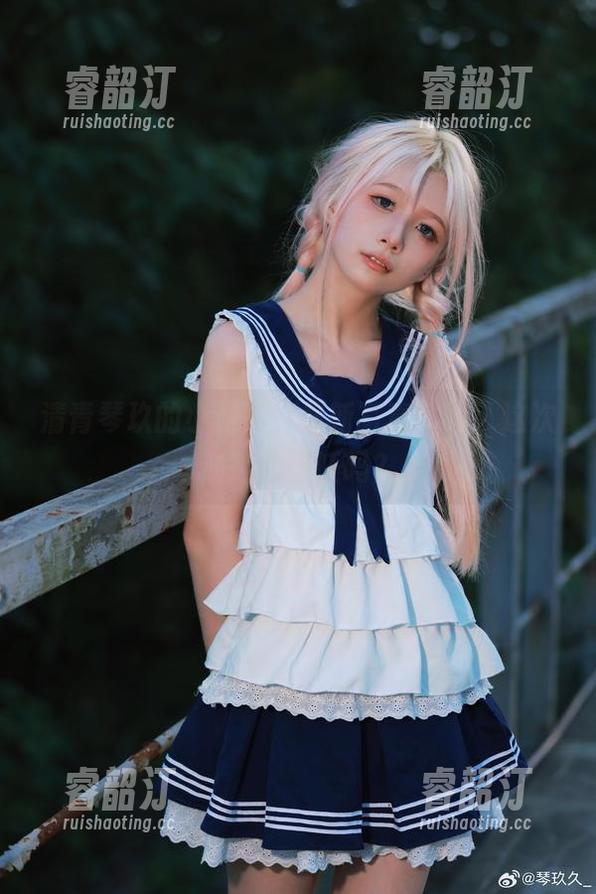 清青琴玖的小厨娘，最新写真，唉，这次还用心烹饪吗？