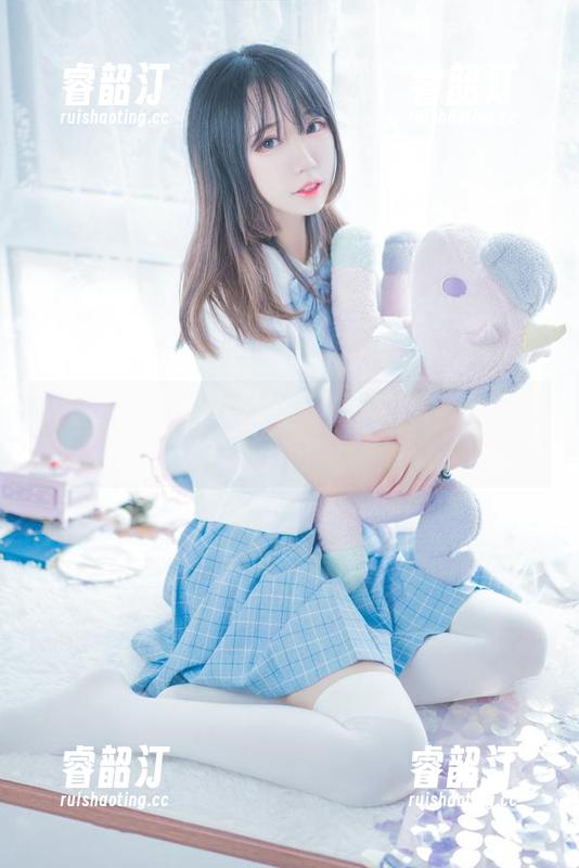 猫君君MaoJun 猫君君MaoJun的白色奇遇:美图新体验套图来啦!