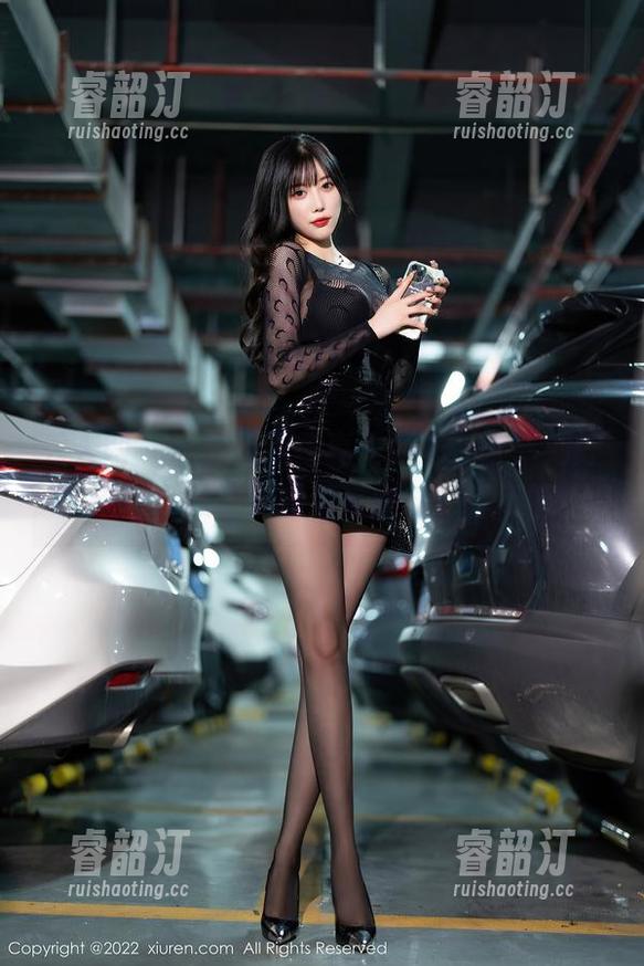 秀人网 - 这组高清写真太倾心，分享刘婷婷这种女孩带来的细腻触动，真不错！