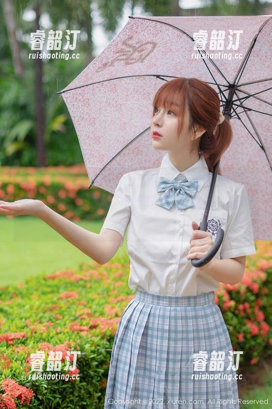 秀人网 - 双笙Alina的浴室，美图来了，完全不符合我对“洗澡”的想象啊，哈哈！