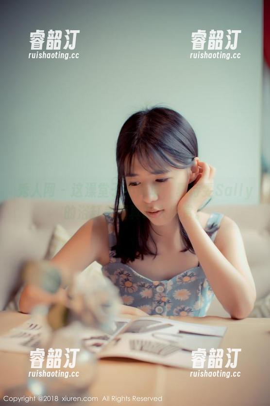秀人网 - 这澡堂子不简单，夏诗雯Sally的浴缸美图真叫人欣赏。