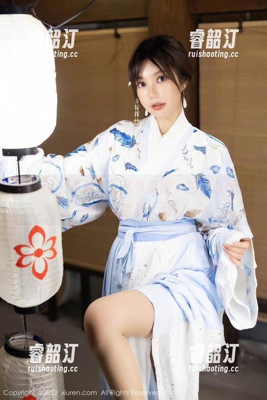 秀人网 - 更新！万圣节美图，拍黄瓜girl果然是幽默大师！