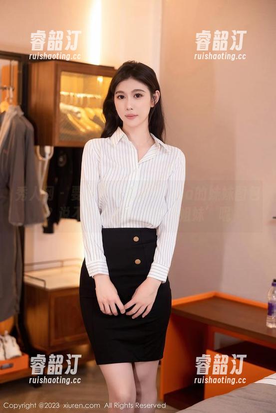 秀人网-爱丽莎Lisa 秀人网 - 要不下载爱丽莎Lisa的妹妹图包?说不定能找到你的‘姐妹’呢