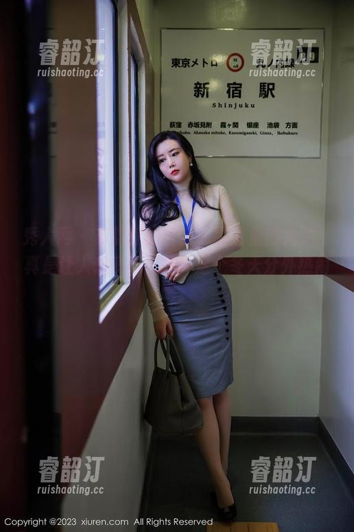 秀人网-苏韵锦 秀人网 - 苏韵锦的圣诞,图片里的绚烂,真是让人想多看几眼…这个冬天分外热闹吧。