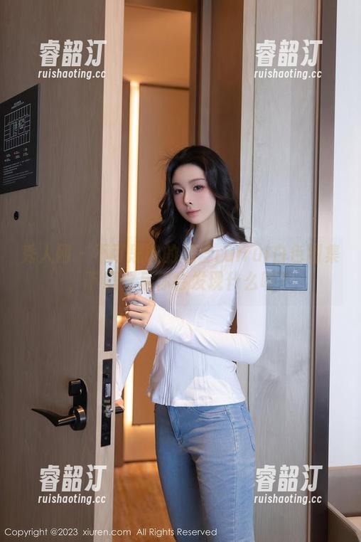 秀人网 - 不可思议的蕊蕊ruirui白色图集，下载之后你会发现什么呢？