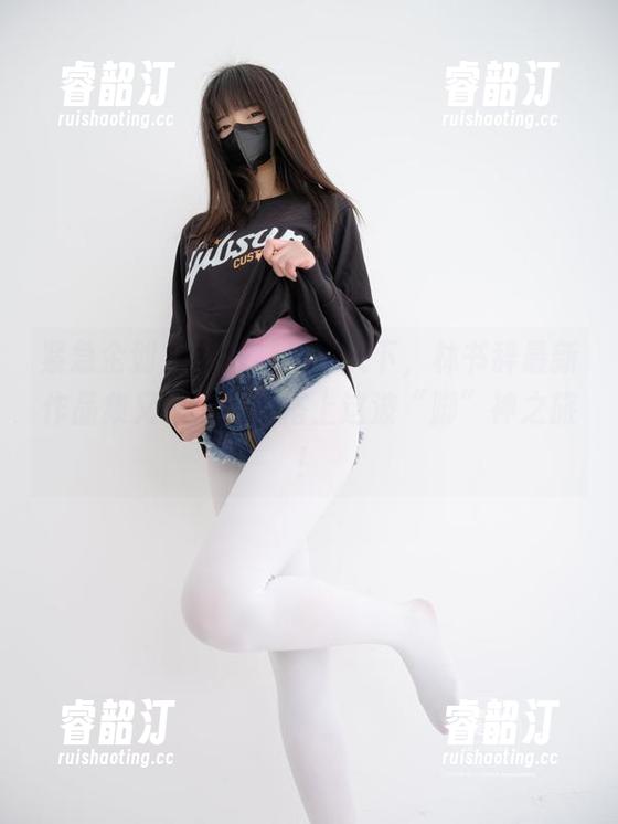 紧急企划 - 一双裸足走天下，林书辞最新作品集又来了，快搭上这波“脚”神之旅！