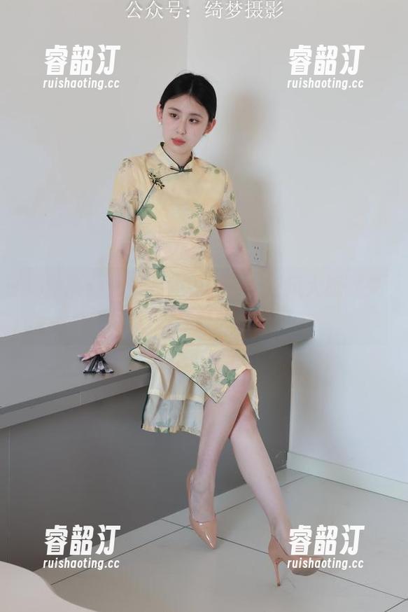 绮梦摄影 - 姜姜观看眼镜，画风大概就是这种迷离的搭配