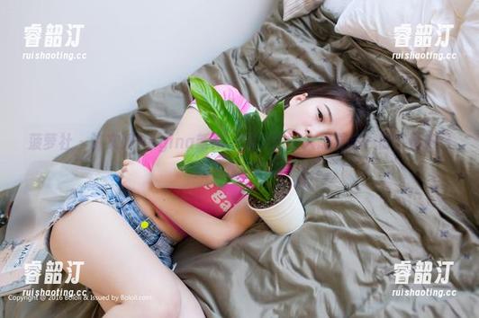 菠萝社-许文婷Regina 菠萝社 - 许文婷Regina新作,温柔得让人想要咬一口,更新日期也很乖巧呀