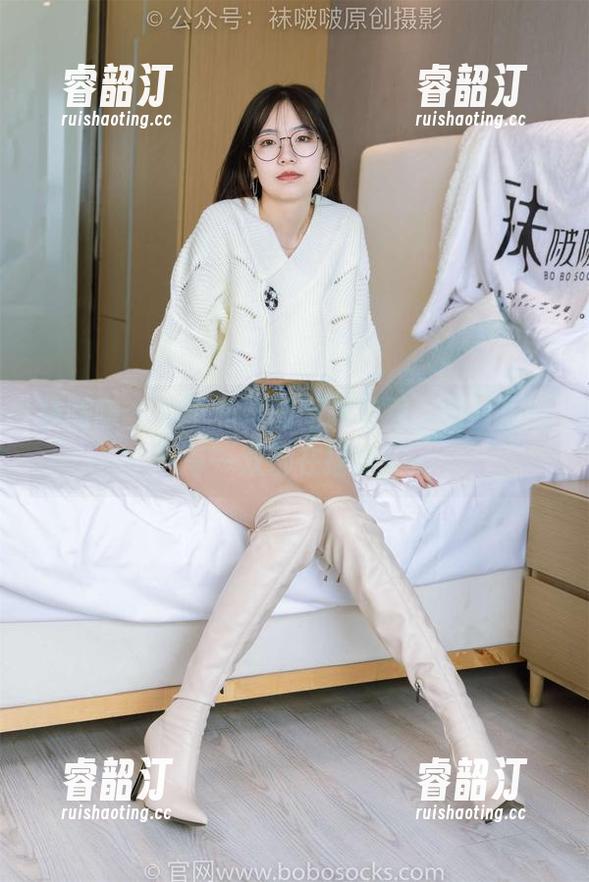 袜啵啵-稚予 袜啵啵 - 稚予和她的高跟鞋秀,照片里的每一双都在摇滚!