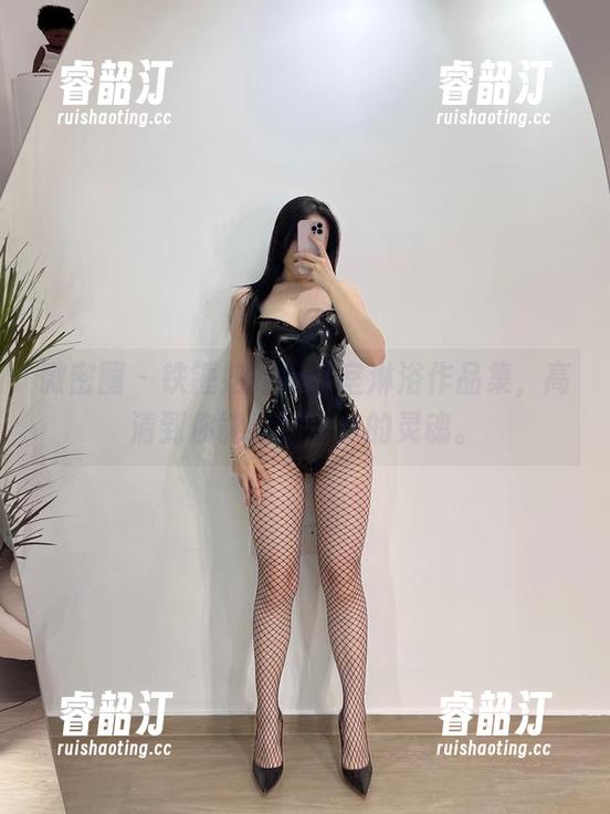 微密圈 - 铁锤姐姐的浴室淋浴作品集，高清到你能看到水珠的灵魂。