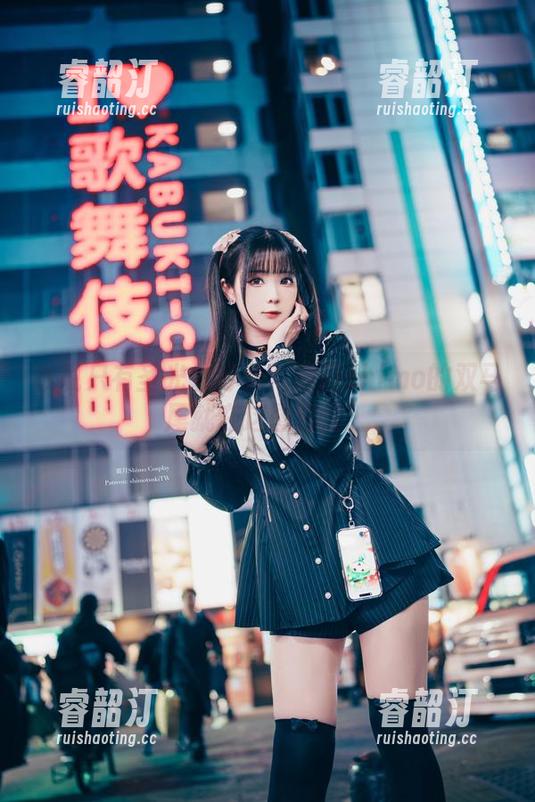 谁说只有圣光才好看？霜月shimo的双马尾就在这图包里！