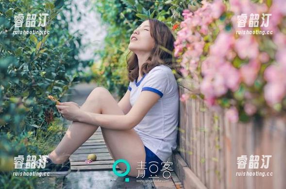 青豆客 - 直击王乔恩Abby的自拍合集，真香预警，美图让人眼前一亮！