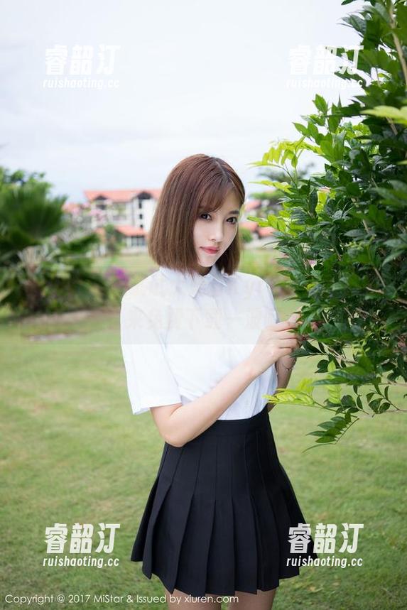 魅妍社-大奶昔Kyra 魅妍社 - 想试试大奶昔Kyra的制服?先来免费下载一波吧