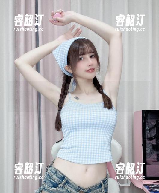 鹿八岁baby 浴室里的“鹿八岁baby”,原图资源,意外的摄影灵感?